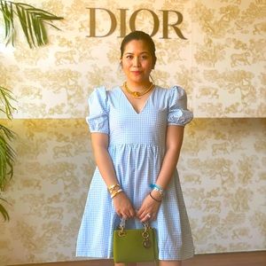 Meet your Posher, Cara